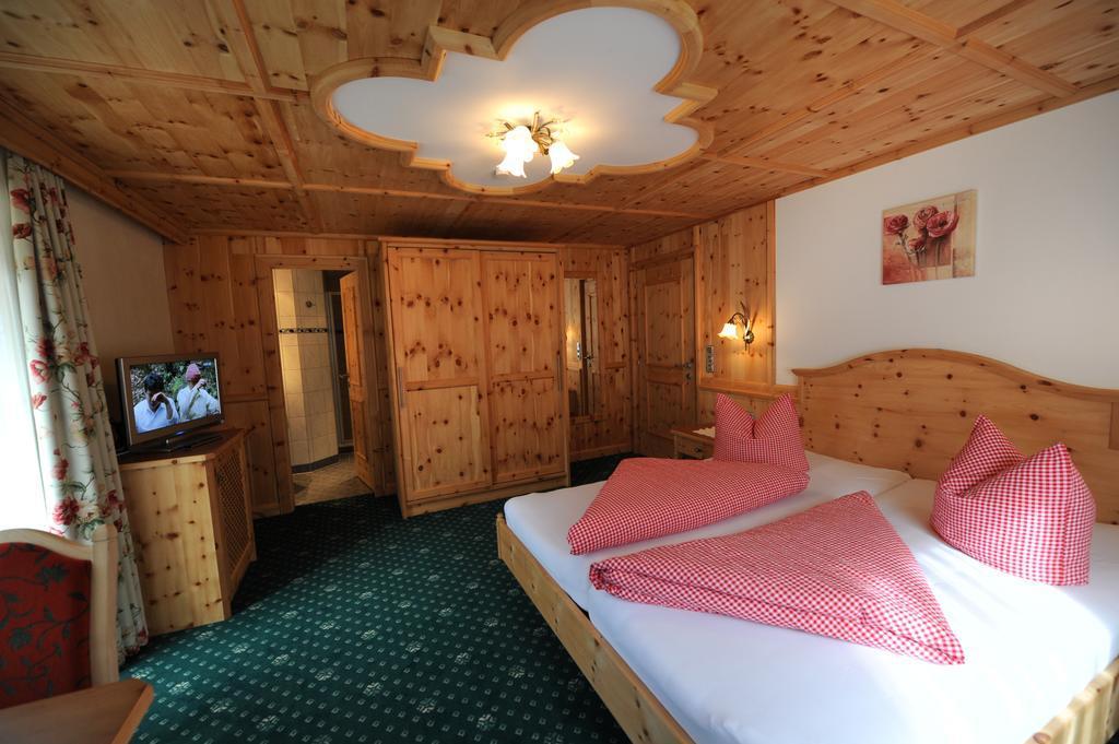 Hotel Garni Landhaus Platzer Zell am Ziller Eksteriør bilde