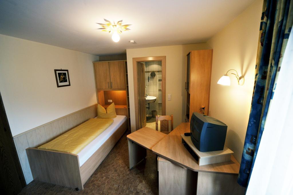 Hotel Garni Landhaus Platzer Zell am Ziller Eksteriør bilde