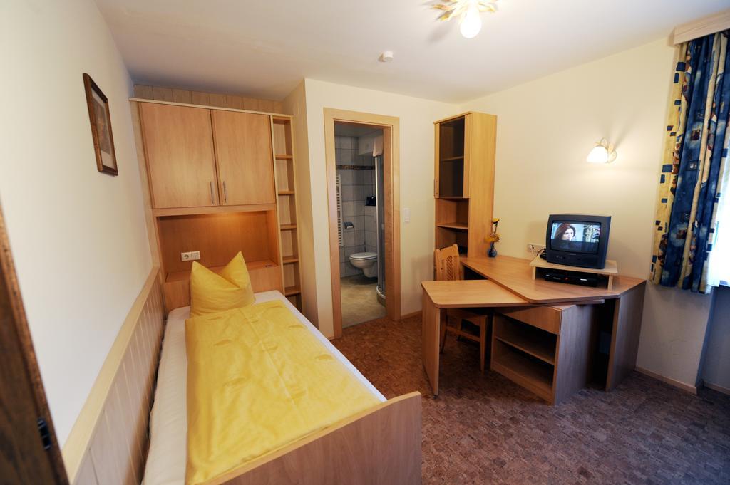 Hotel Garni Landhaus Platzer Zell am Ziller Eksteriør bilde