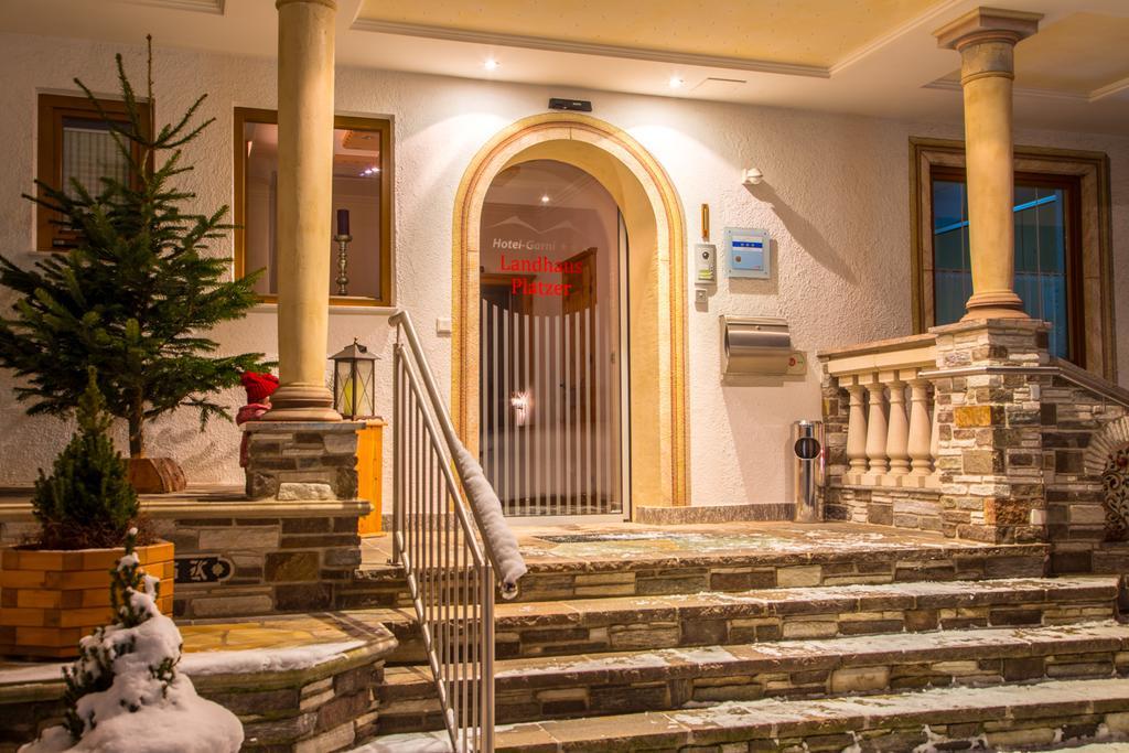 Hotel Garni Landhaus Platzer Zell am Ziller Eksteriør bilde